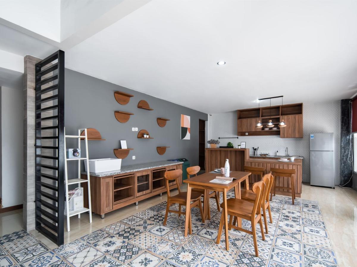 Cove Accordia Residence Jakarta Kültér fotó