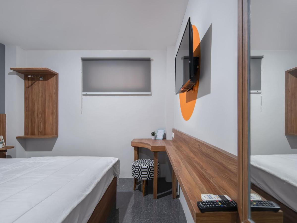Cove Accordia Residence Jakarta Kültér fotó